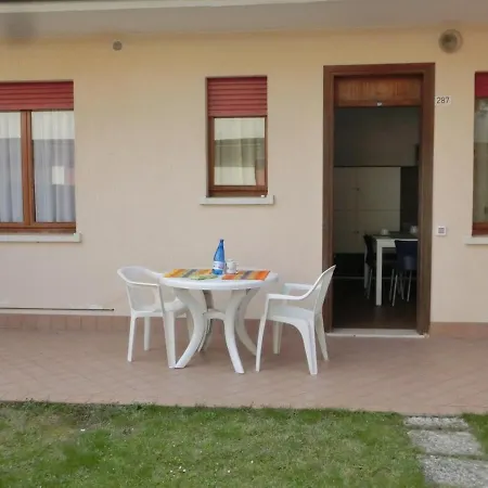 Lägenhet Modern Three-bedroom In With Pool Bibione